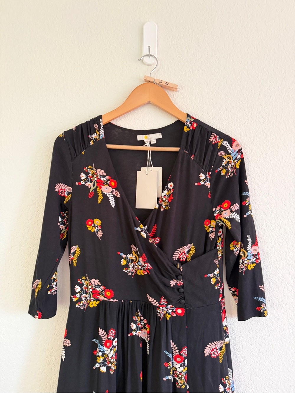 Boden Black Floral Midi Dress with Red and Pink Accents size 10 - Picture 7 of 14